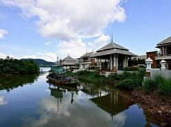 ท่าเรือบ้านสลักเพชร